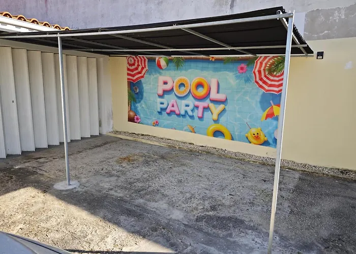 Relax & Pool בית נופש איזמוריס